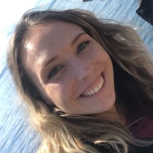 Meet your Posher, Alexis